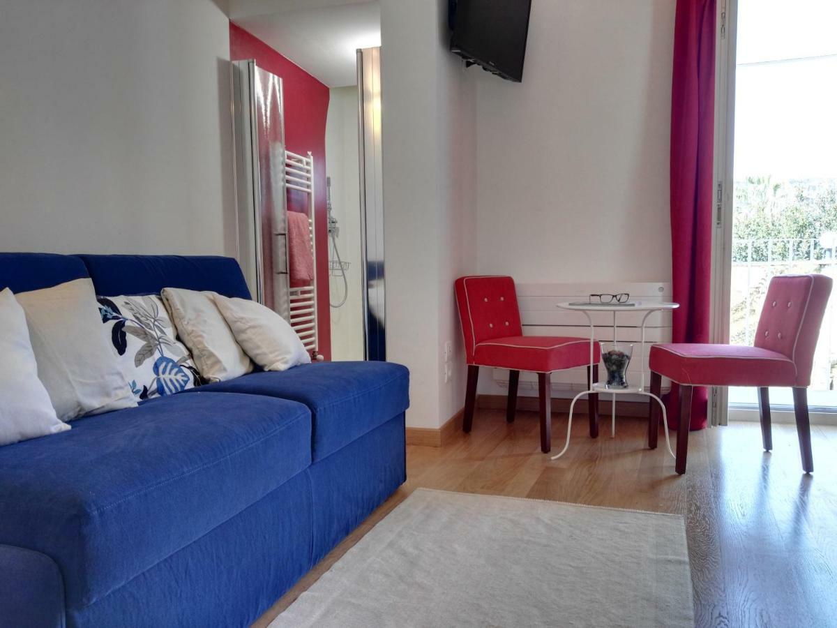 B&B La Casa Gialla Lecce Buitenkant foto
