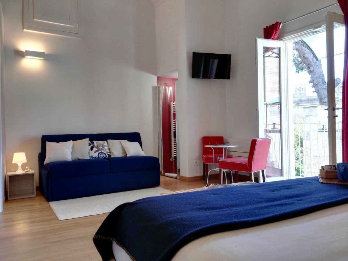 B&B La Casa Gialla Lecce Buitenkant foto